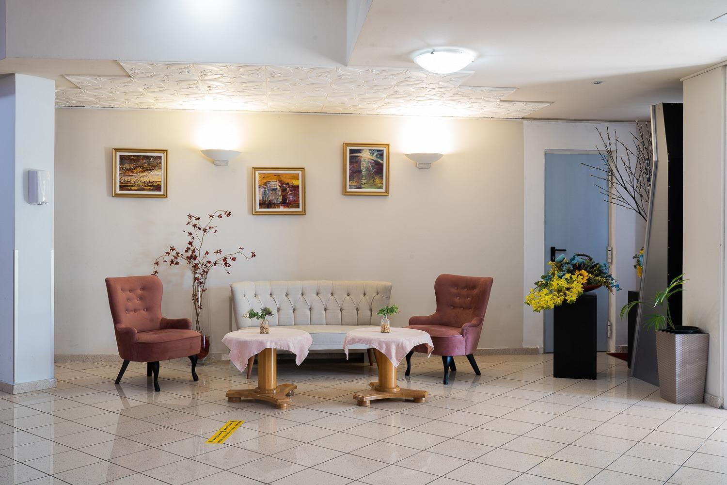 Iris Hotel Bors Extérieur photo
