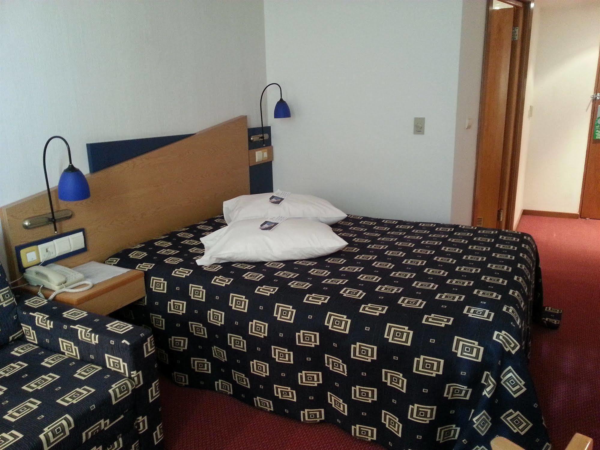 Iris Hotel Bors Extérieur photo