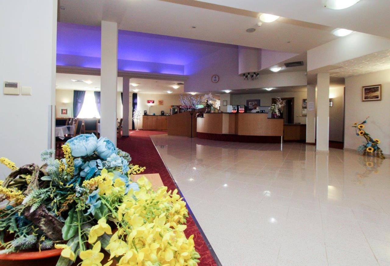 Iris Hotel Bors Extérieur photo